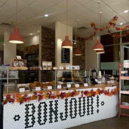 restaurant with fall decor